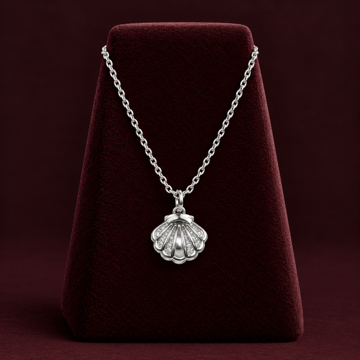 Pearl Shell Pendant Necklace