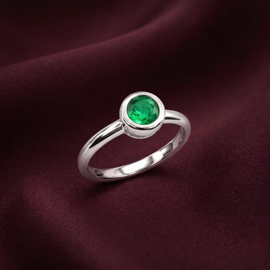 Emerald Solitaire Silver Ring