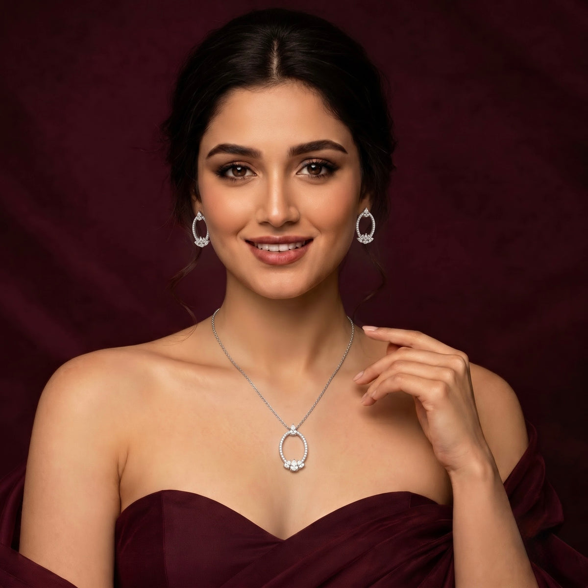 Geometric Silver Necklace & Earrings Set