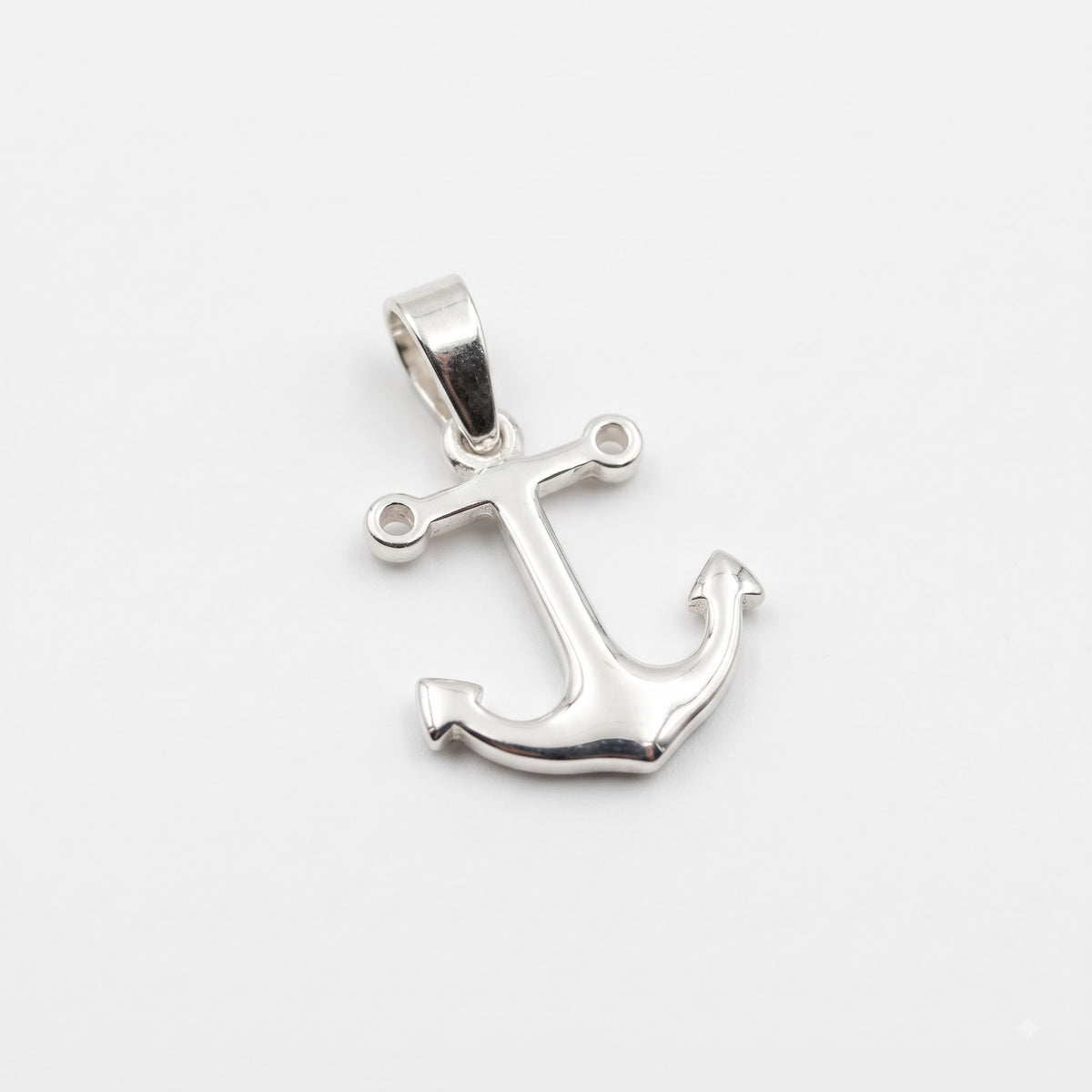 Classic Silver Anchor Pendant